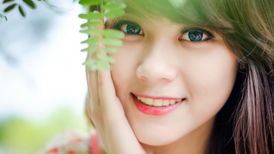 AI“换装”损害军人警察形象 法律风险不容忽视